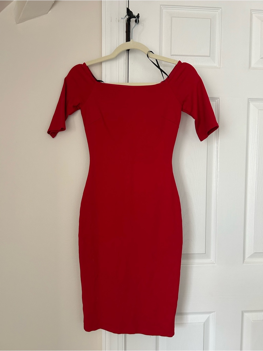 Lulus Red Off Shoulder Bodycon Midi Dress XS
